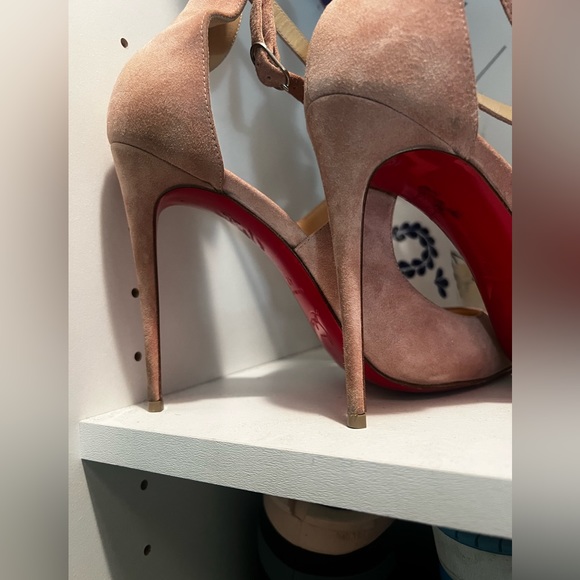 SOLD‼️Christian Louboutin pink suede heel- 42 - Picture 13 of 14